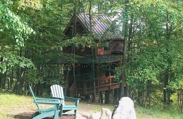 Out On A Limb - A Magical Treehouse Experience