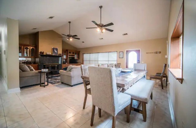 Outstanding 3BR Central Arkansas Lakeside Retreat near Little Rock and Conway