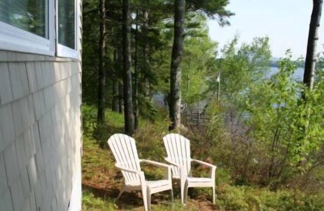 Overlook Cottage, Toddy Pond!