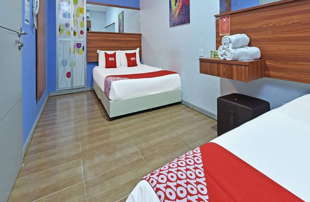 OYO 768 Fajar Baru Boutique Hotel