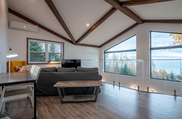 P`tite ferme Baie St-Paul|View |Hot Tub|Pool Table