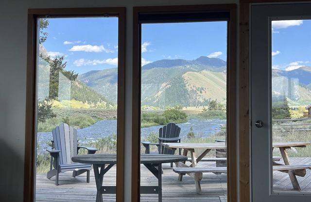 Pagenkopf House on the Madison River