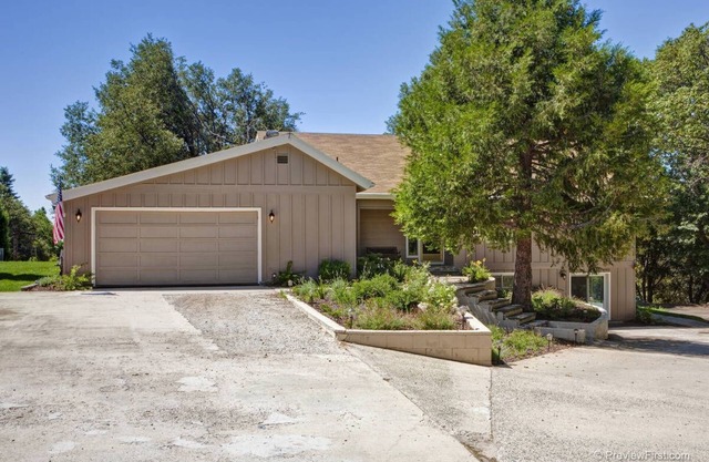 Palomar Vista Lodge - Luxurious Mountain Estate - Sleeps 16 Guests