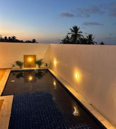 Paraíso à Beira-Mar - Acomoda 6 pessoas com piscina privativa
