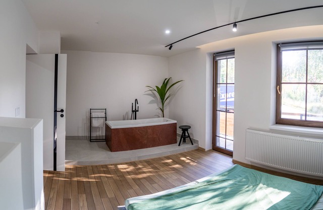Paradise in Slovaks Paradise national park. Huge, modern 90 m2 apartment