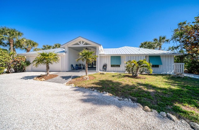 Paradise Palms: Gorgeous Home on Sanibel Island!