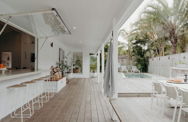 Paradise Palms - pet-friendly beach home with pool