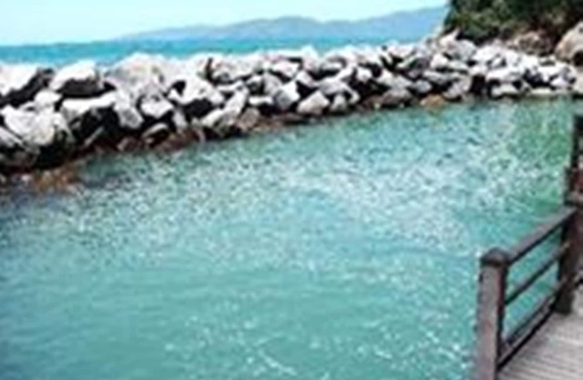 PARADISE WITH PRIVATE BEACH - TECA