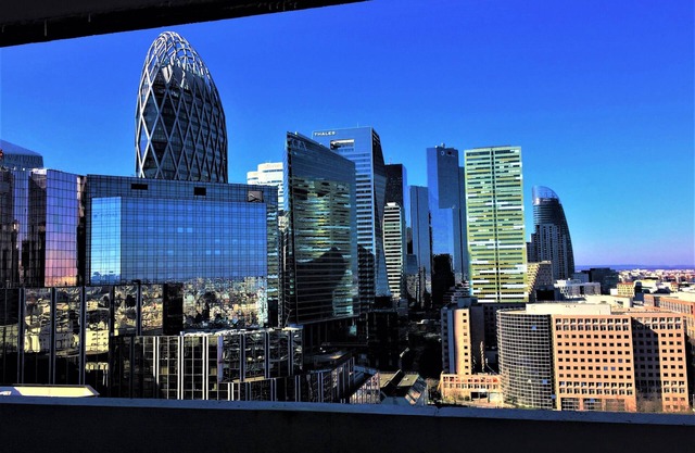 Paris La Défense 2rooms 52m² balcony (Metro 1/RER A/Parking Free)
