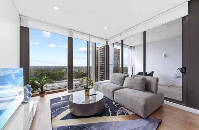 Park-View Serenity: 2BR Waterloo Retreat with Modern Flair