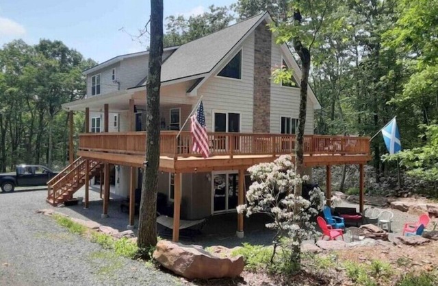 Parkwood Manor at Bear Creek Lakes in Jim Thorpe