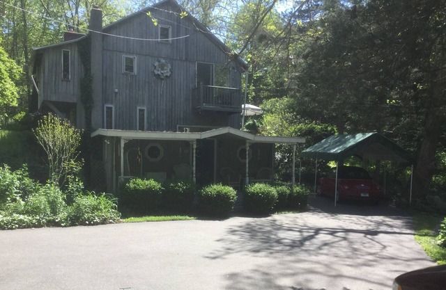 Peace Barn in the heart of the CT River Valley