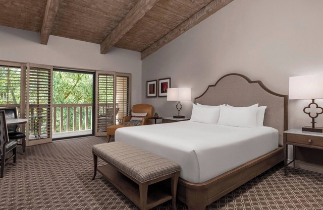 Peaceful Room w/Outdoor Space Perfect Romantic Couple Stay | Outdoor Pool