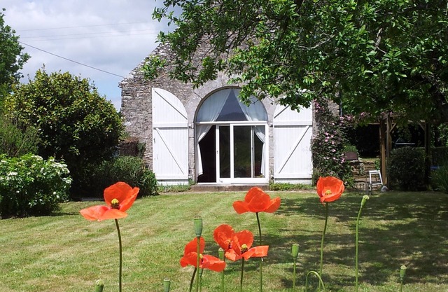 Peaceful & secluded, set in beautiful countryside & only 30 mins from the sea