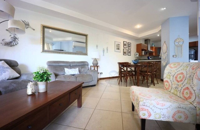 Peninsula 38 ♡ Chilling & Cozy 2bdr ♡ Beautiful terrace ♡ Fast wifi