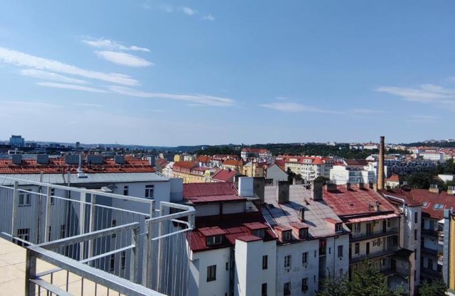 Penthouse # 81 with panoramic city view in Elite Rezidence with free parking