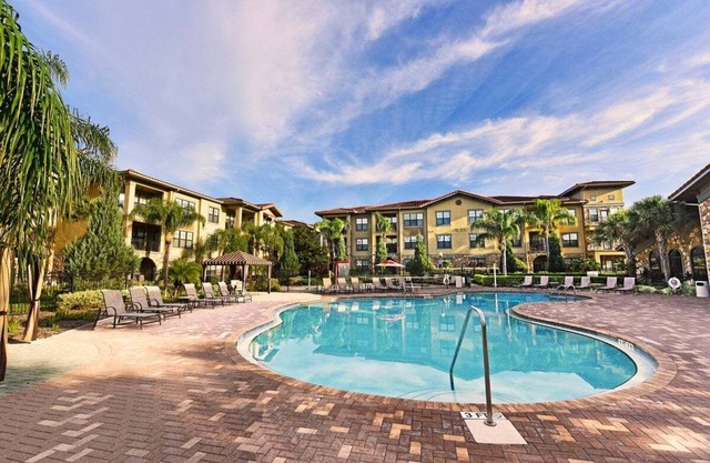 Perfect Private Condo w/Resort Amenities! Cozy & Close to Everything!