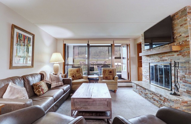 Pet Friendly, Center Village, Hot tub, MP504