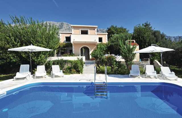 Pet friendly home in Kastel Sucurac