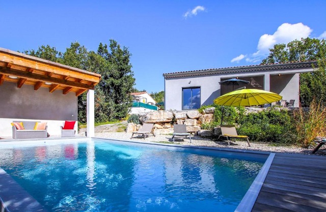 Pet Friendly Home In Labeaume