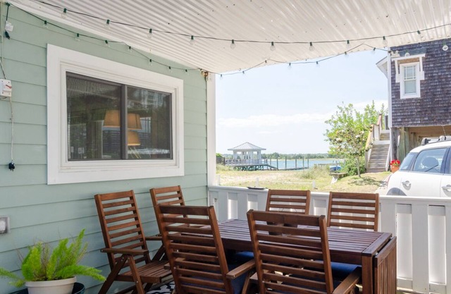 Pet friendly condo with EV charger and sound views