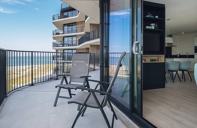 Pharos Sea Breeze Panorama