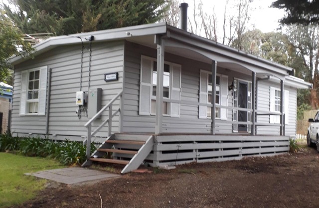 Phillip Island beach house ; close to Silverleaves Beach