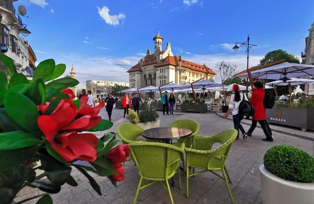 Piata Ovidiu 14