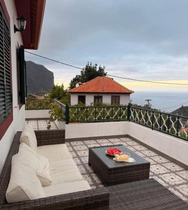 Picturesque stay Porto da Cruz