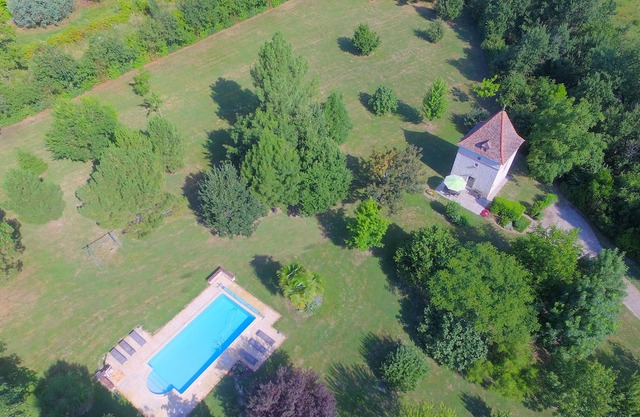 PIGEONNIER 19 ° - all comfort - calm, charm and tranquility