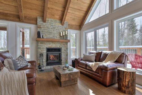 Pine Tree Lodge