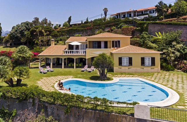 Piscina e vista para o mar, Vila Eucalipto,