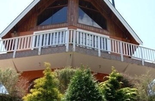Pleasant Family Chalet - with nice view, garden and hiking trail.