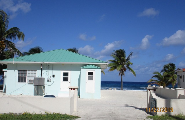 PLEASE COME AND RELAX ON OUR PRIVATE BEACH!