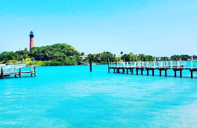 POSHPADZ-Sandpiper Villa Walk to Jupiter Beach-Bella Vista