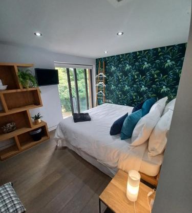 Pound Orchard Bed and Breakfast