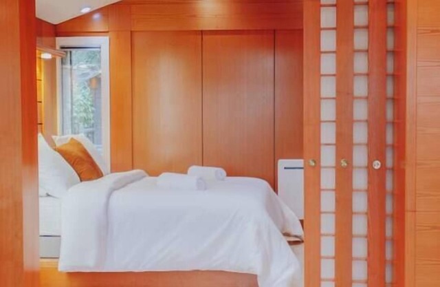 Premium Spa Chalet | Sauna & Jacuzzi | 20min Paris
