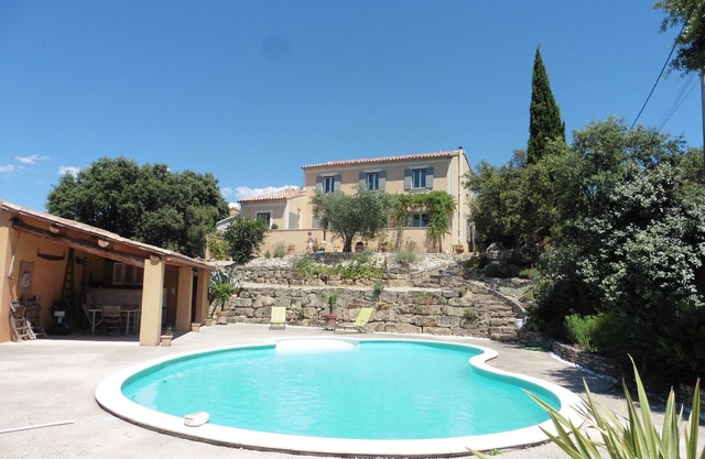 Pretty, spacious holiday home with private pool