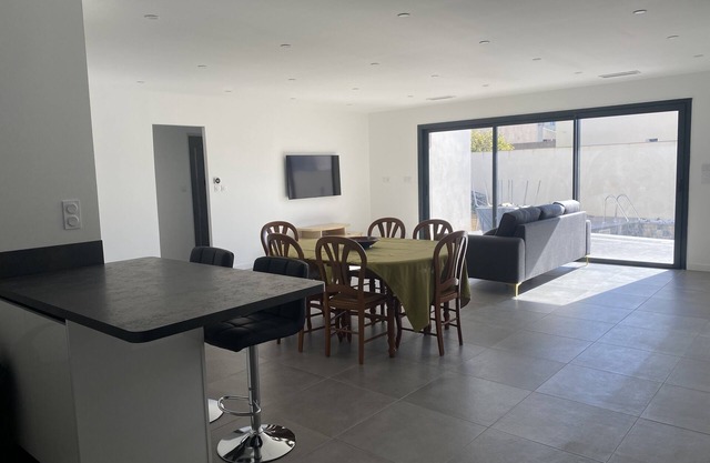 Pretty villa with swimming pool in Gignac Hérault