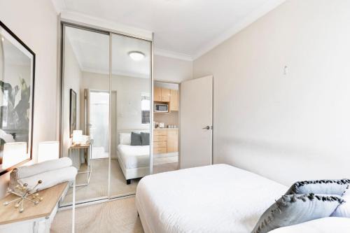 Prime location unit with backyard