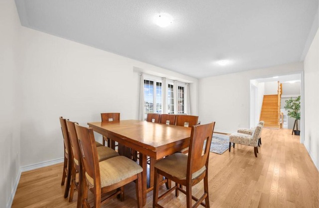 Prime Peterborough - 4BR and Office, Newly Renovated