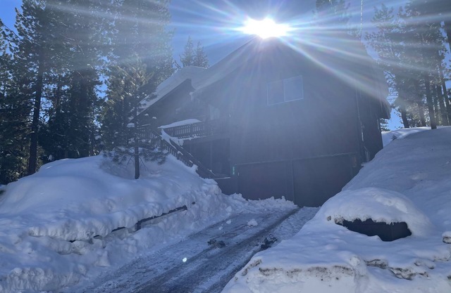 Pristine Peaceful 2/2 Cabin with Hot Tub HSI L2EV