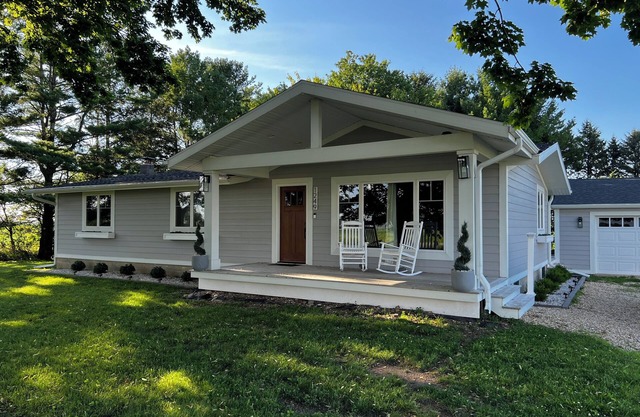 Private and Relaxing Acreage in West Waverly