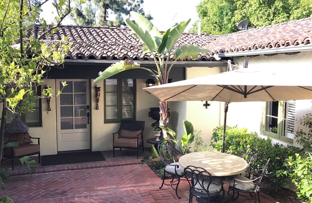 Private cottage at 5 stars Resort 2Room 2Bath Luxury suite with parking