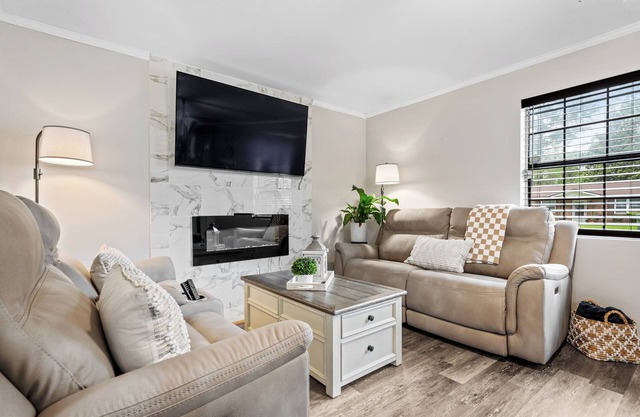 Private Home in Pooler, Mins from SVA Airport + Pet Friendly