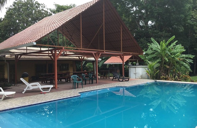 PRIVATE HOUSE AND FARM FOR 8-31 PEOPLE