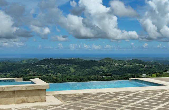 Private Infiniti Pool with heater & best view in Puerto Rico!