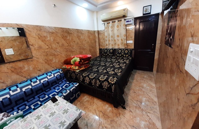 Private Luxuary Studio apartment with fully equipped kitchen & attach washroom