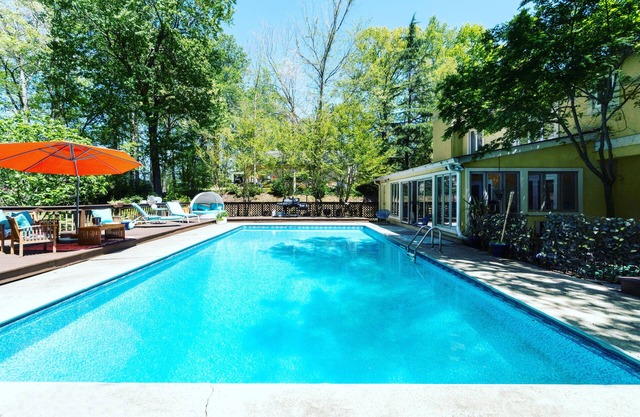 Private Pool - East Cobb -Braves Stadium - Large Family House -Chez Melet