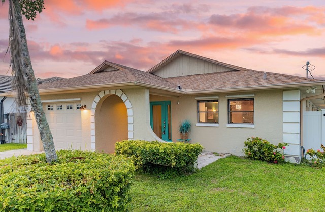 Private Pool + Sunroom | Beach Escape at Manatee